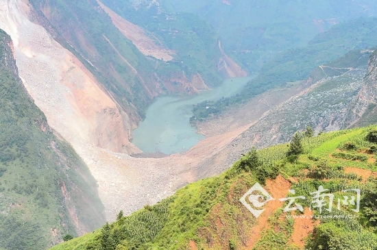 http://www.867bbb.com/uploadfile/2014/0807/20140807031936547.jpg
