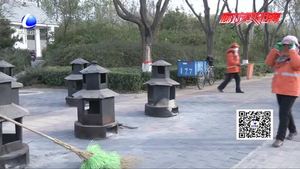 焚燒爐實(shí)行24小時(shí)專人清理 市民拍手叫好