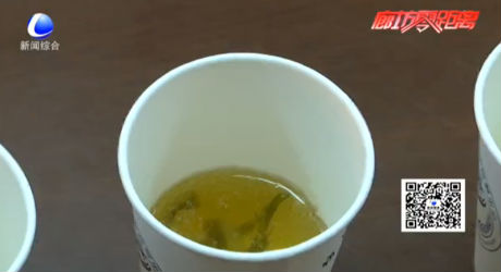 海帶絲遇白酒變硬傷害腸胃？