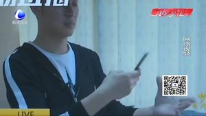 手機(jī)閃光燈威力大直接閃爆氣球？