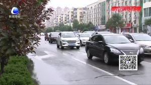 強降雨部分路段積水 交警積極應對也提醒駕車安全