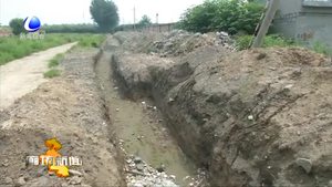 三河市卸甲莊村集中開(kāi)展農(nóng)村環(huán)境衛(wèi)生整治