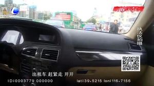 幼兒不慎磕傷 警車開道輾轉兩醫(yī)院就醫(yī)