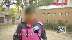 物業(yè)公司回復：只是暫時堆放