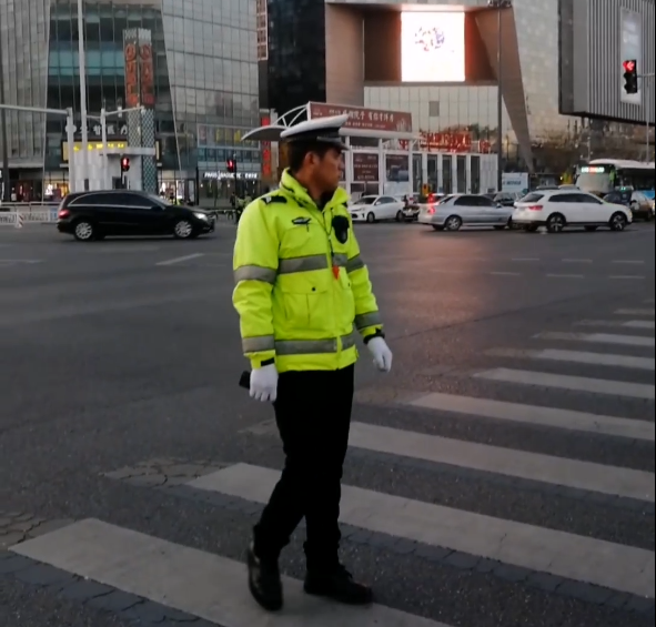 嚴(yán)寒中的堅(jiān)守