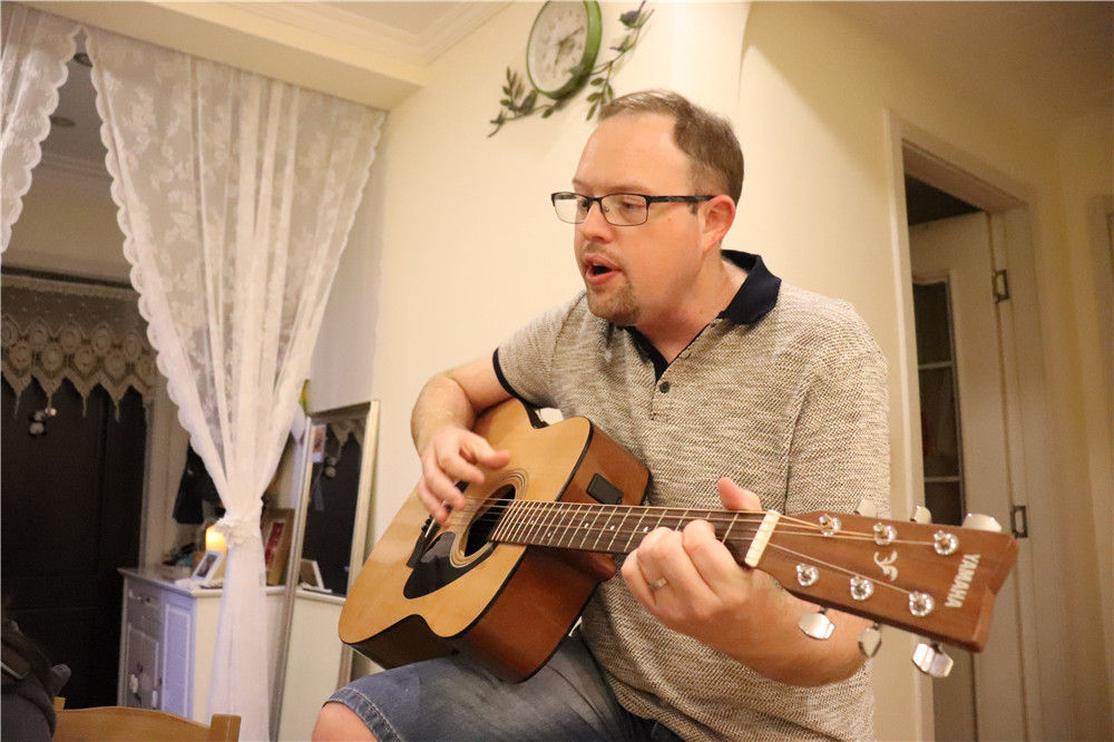 逛街、游泳、看電影——一位在華美籍外教的國慶“黃金周”